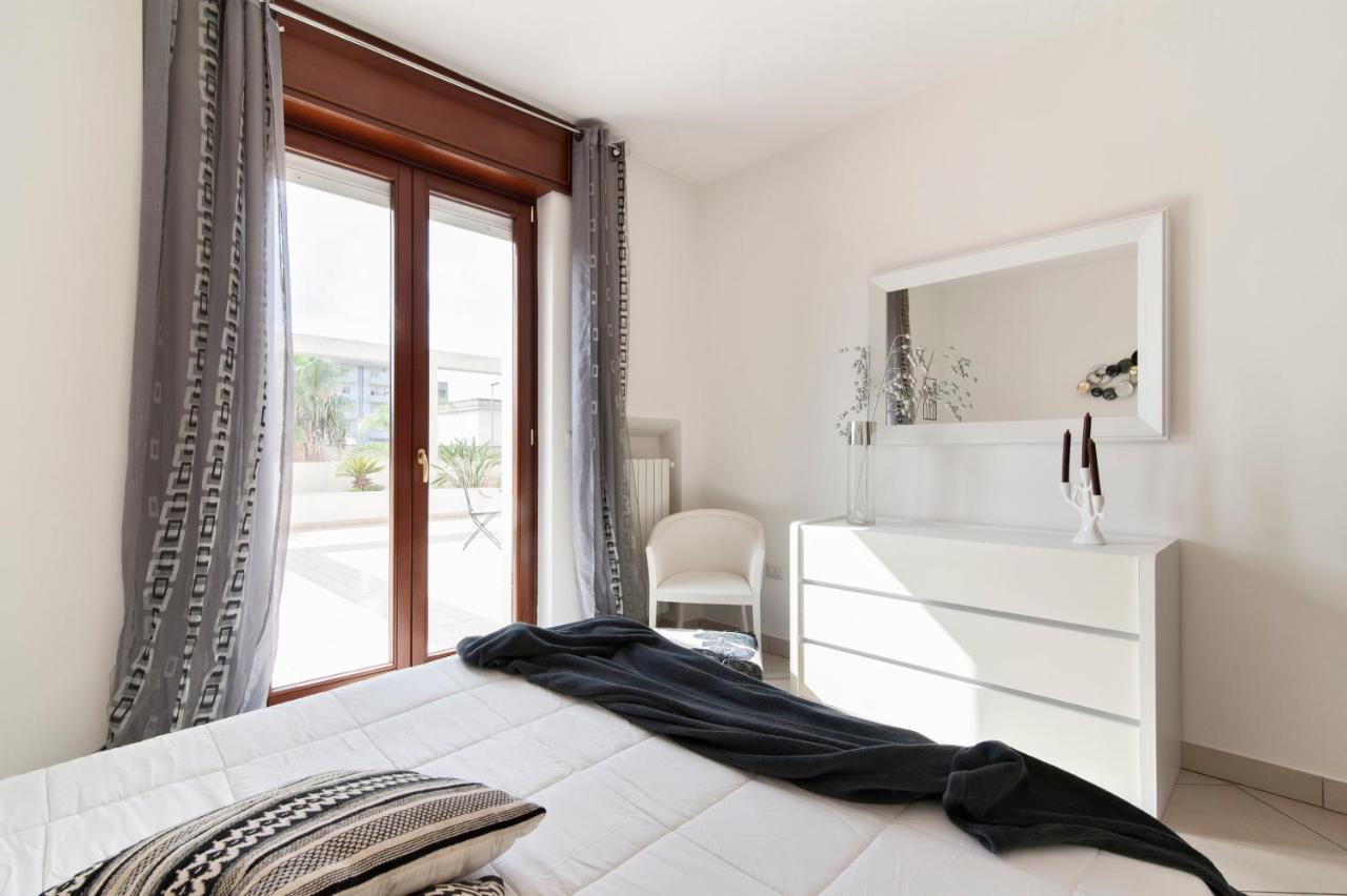 Casa Mabel Terrace - Sit Apartment Lecce Buitenkant foto