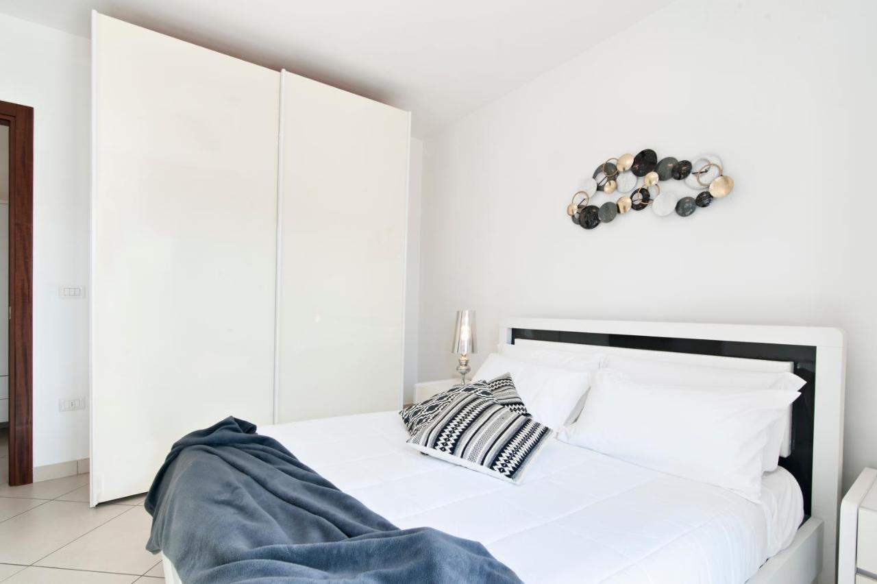Casa Mabel Terrace - Sit Apartment Lecce Buitenkant foto