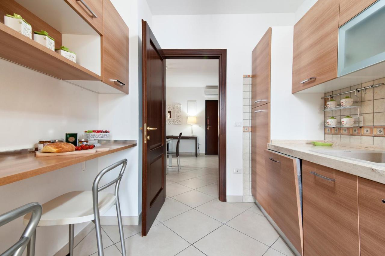 Casa Mabel Terrace - Sit Apartment Lecce Buitenkant foto